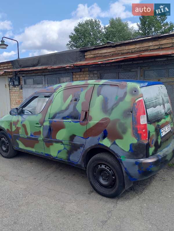 Универсал Skoda Praktik 2008 в Киеве фото Универсал Skoda Praktik 2008 в Киеве