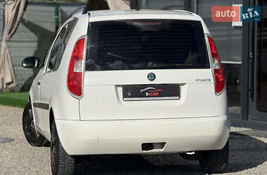 Микровэн Skoda Praktik 2011 в 