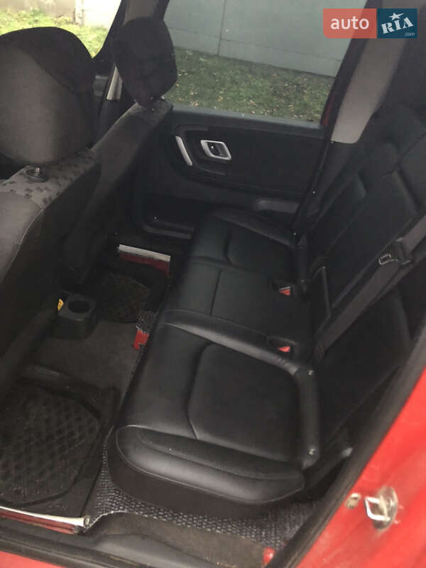 Вантажопасажирський фургон Skoda Praktik 2008 в Кагарлику