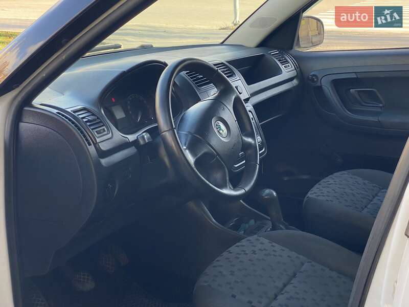 Мінівен Skoda Praktik 2008 в Запоріжжі