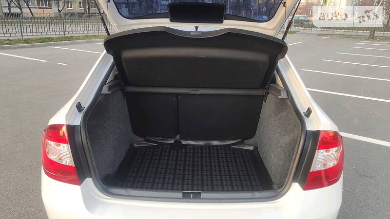 Ліфтбек Skoda Rapid 2013 в Харкові