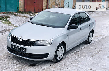 Седан Skoda Rapid 2015 в Кропивницком