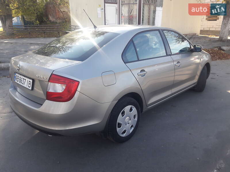 Лифтбек Skoda Rapid 2015 в Звягеле