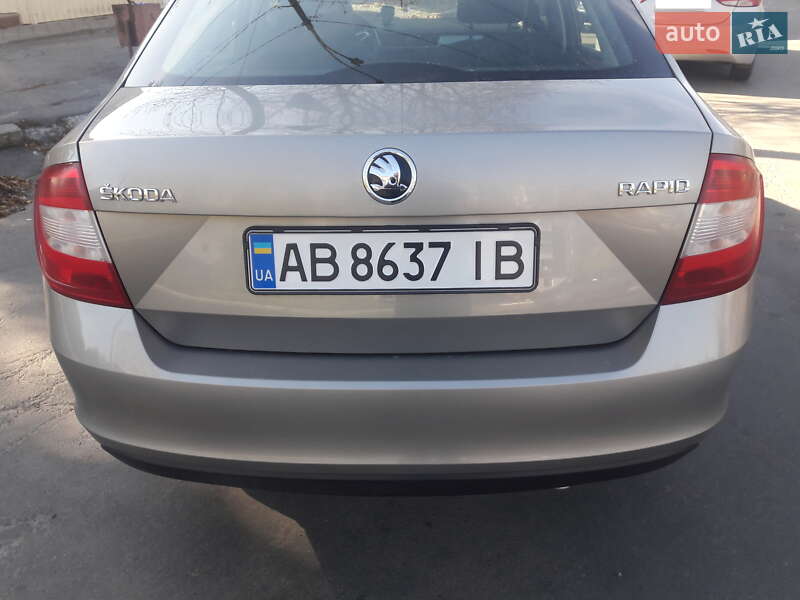 Лифтбек Skoda Rapid 2015 в Звягеле