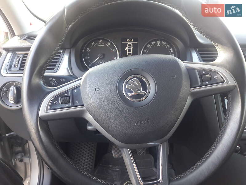 Лифтбек Skoda Rapid 2015 в Звягеле