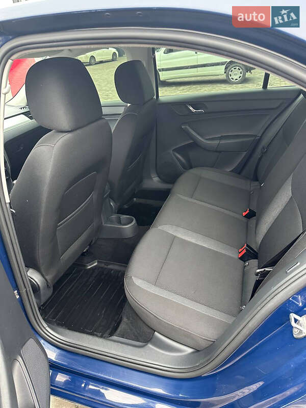 Лифтбек Skoda Rapid 2016 в Киеве