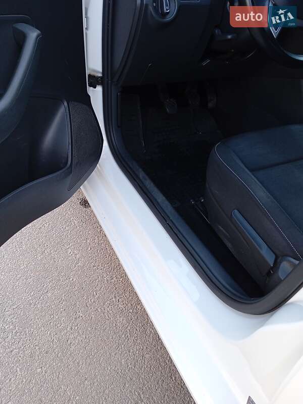 Лифтбек Skoda Rapid 2016 в Полтаве фото 11 Лифтбек Skoda Rapid 2016 в Полтаве