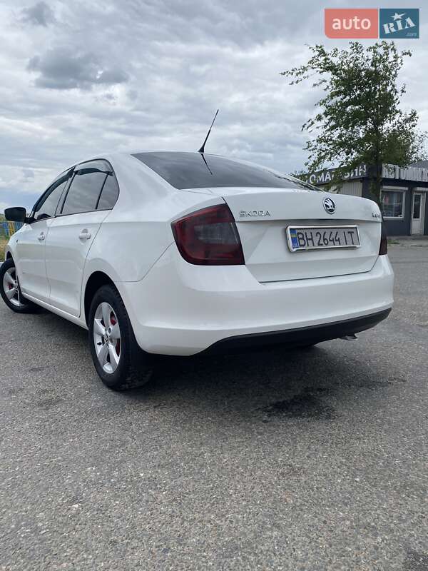 Ліфтбек Skoda Rapid 2013 в Татарбунарах
