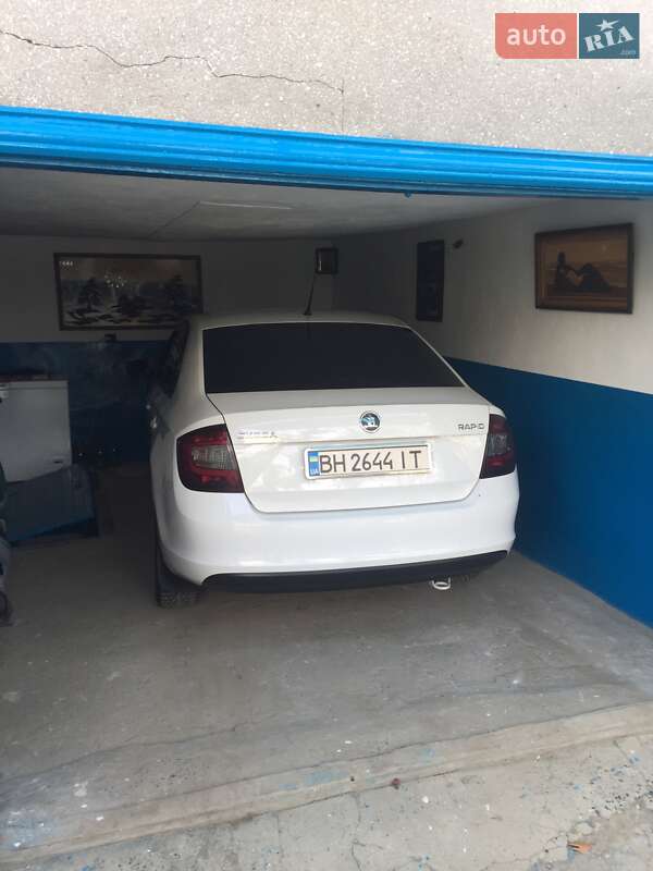 Ліфтбек Skoda Rapid 2013 в Татарбунарах
