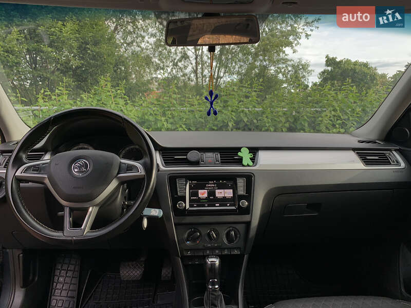 Хэтчбек Skoda Rapid 2015 в Дрогобыче