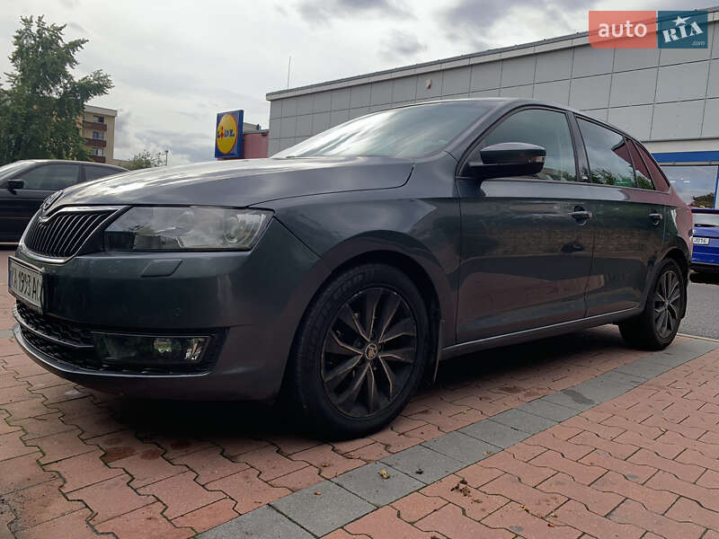 Хэтчбек Skoda Rapid 2015 в Дрогобыче