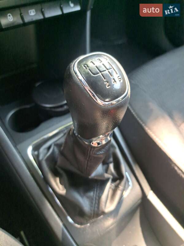 Лифтбек Skoda Rapid 2013 в Обухове