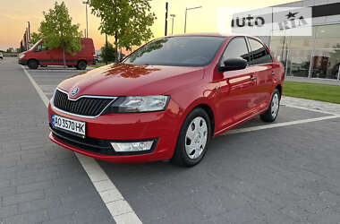 Хэтчбек Skoda Rapid 2013 в Мукачево