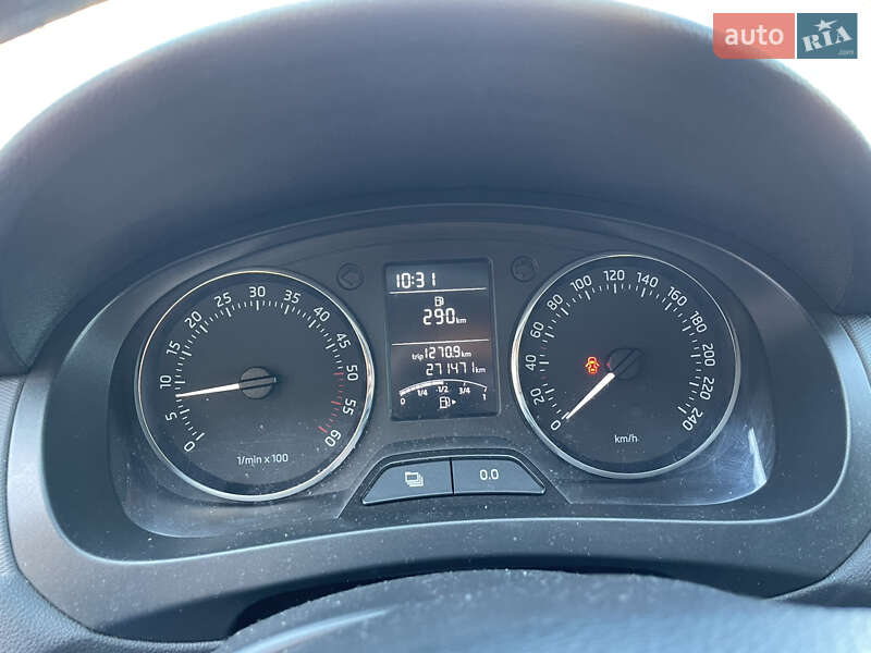 Ліфтбек Skoda Rapid 2013 в Львові