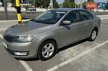 Хетчбек Skoda Rapid 2013 в Києві