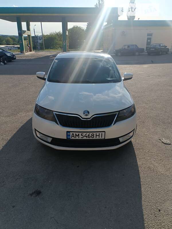 Лифтбек Skoda Rapid 2014 в Каменец-Подольском