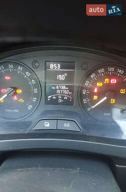 Хетчбек Skoda Rapid 2014 в 