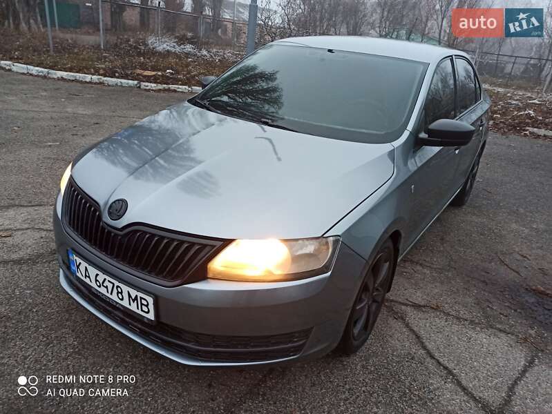 Хэтчбек Skoda Rapid 2013 в Чернигове