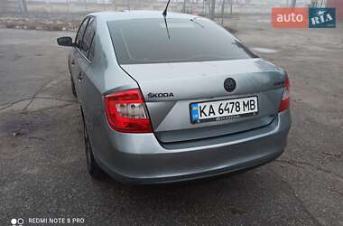 Хэтчбек Skoda Rapid 2013 в Чернигове