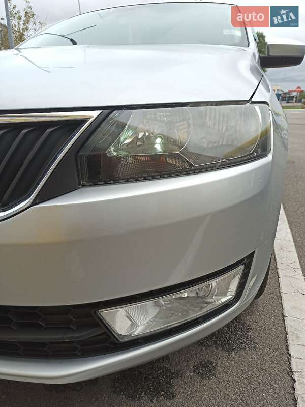 Лифтбек Skoda Rapid 2013 в Киеве