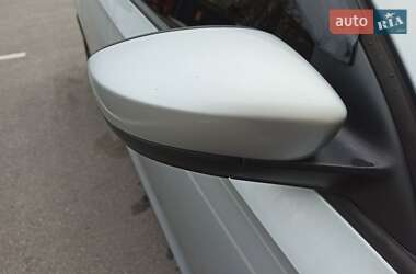 Лифтбек Skoda Rapid 2013 в 