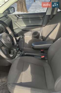 Лифтбек Skoda Rapid 2013 в 