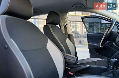 Хэтчбек Skoda Rapid 2016 в 