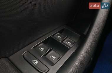Лифтбек Skoda Rapid 2013 в 