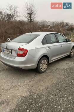 Хетчбек Skoda Rapid 2013 в 
