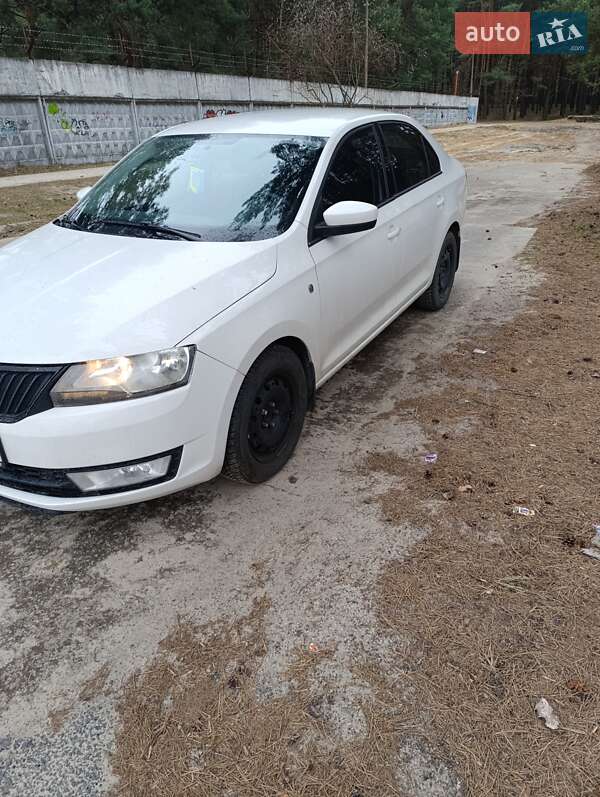 Ліфтбек Skoda Rapid 2013 в Вараші