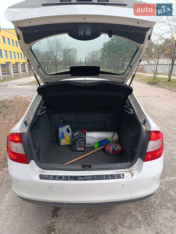 Ліфтбек Skoda Rapid 2013 в Вараші