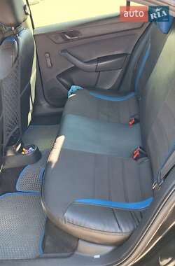 Лифтбек Skoda Rapid 2013 в 