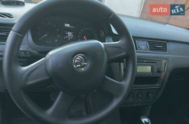 Хэтчбек Skoda Rapid 2013 в 