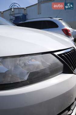Лифтбек Skoda Rapid 2014 в 