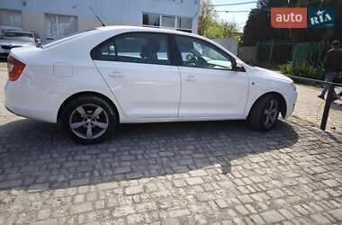 Лифтбек Skoda Rapid 2014 в 
