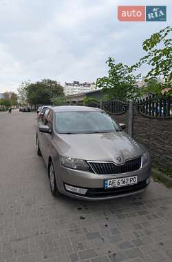 Лифтбек Skoda Rapid 2013 в Ивано-Франковске