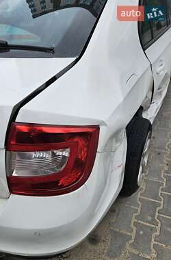 Лифтбек Skoda Rapid 2012 в 