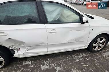Лифтбек Skoda Rapid 2012 в 