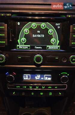 Лифтбек Skoda Rapid 2012 в 