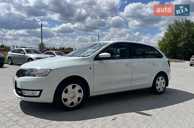 Хэтчбек Skoda Rapid 2015 в 
