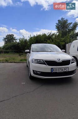 Лифтбек Skoda Rapid 2017 в Киеве