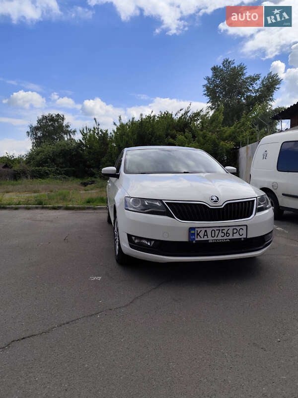 Лифтбек Skoda Rapid 2017 в Киеве