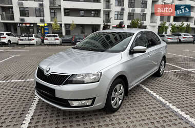 Хэтчбек Skoda Rapid 2017 в Киеве