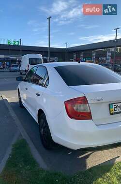 Лифтбек Skoda Rapid 2013 в 