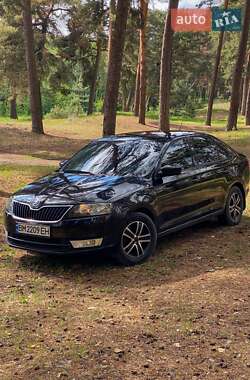 Лифтбек Skoda Rapid 2014 в Ахтырке