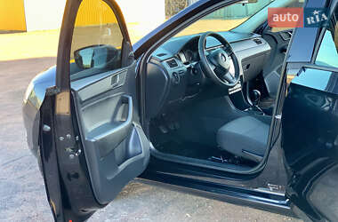Ліфтбек Skoda Rapid 2013 в 