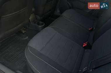 Ліфтбек Skoda Rapid 2013 в 