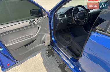 Лифтбек Skoda Rapid 2016 в 