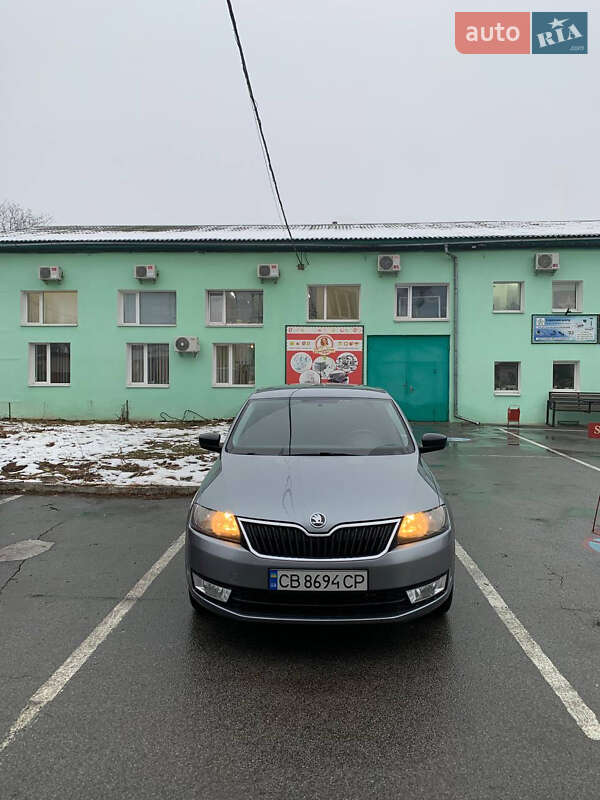 Лифтбек Skoda Rapid 2013 в Чернигове