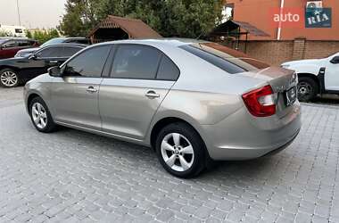 Лифтбек Skoda Rapid 2013 в 
